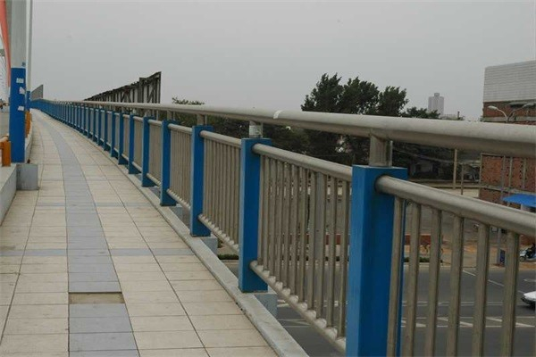喀什不锈钢复合管护栏