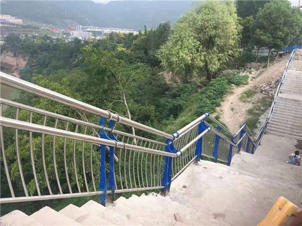 喀什不锈钢桥梁栏杆